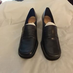 Navy leather dress penny loafer